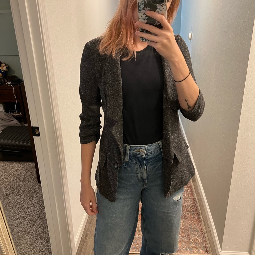 Grey blazer